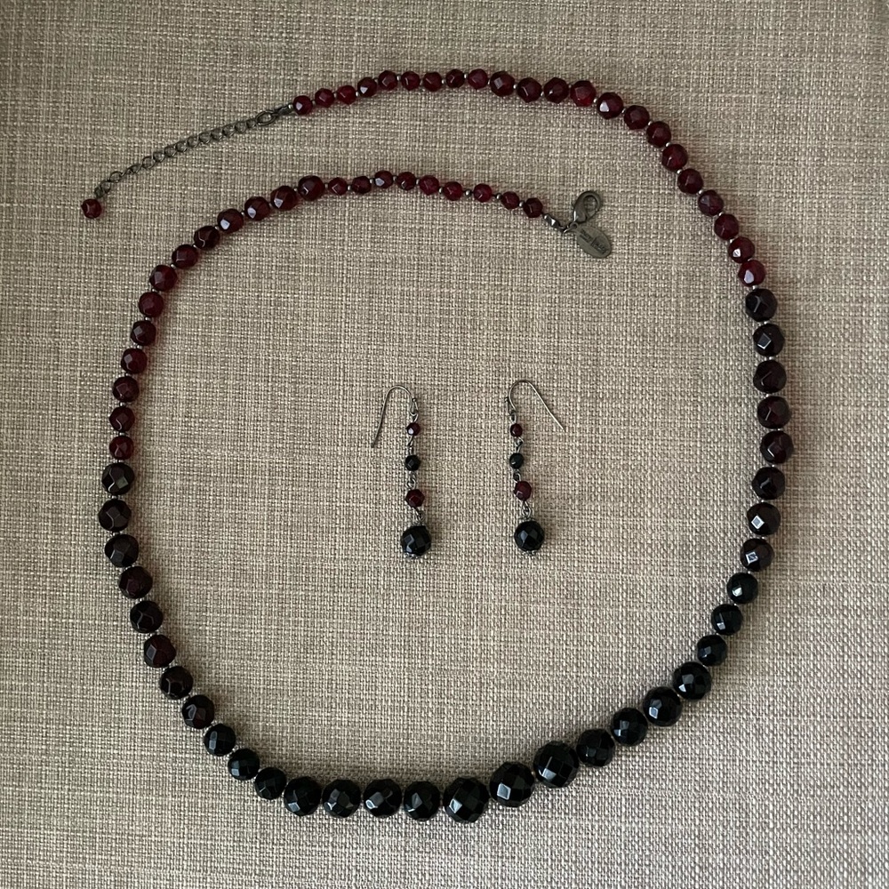White House Black Market Red and Black Beaded Necklace and Earring Set
